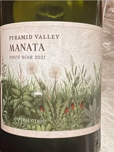 Manata Pinot Noir