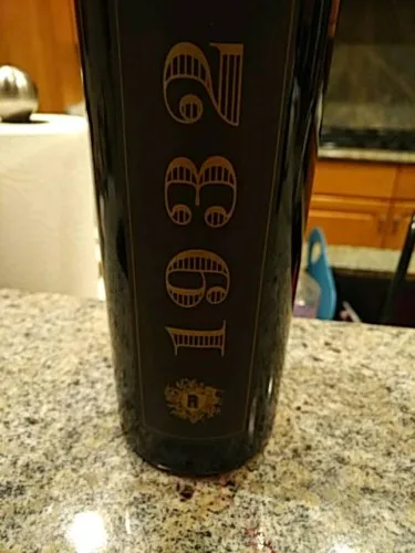 1932 Red